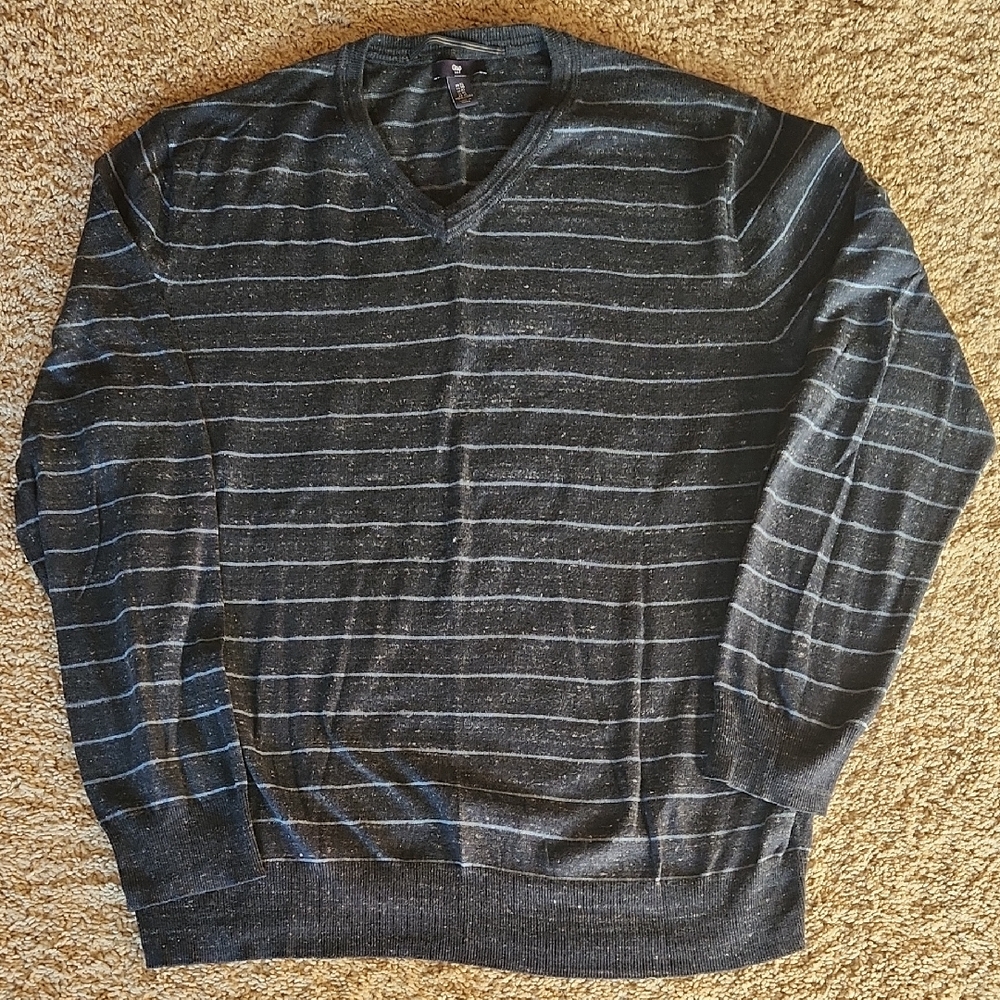 GAP Men's V-Neck Sweater - Black and Gray Stripes